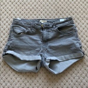 gray h&m jean shorts
